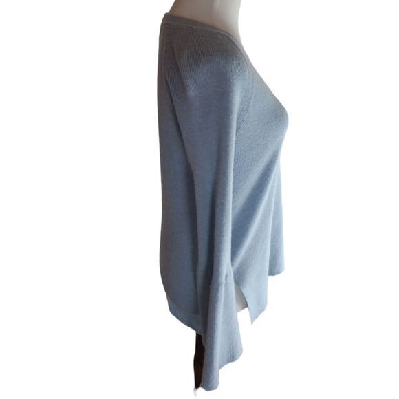 J.Crew Wool V-Neck Bell Sleeve Sweater Small Baby Blue Soft Knit Preowned - Picture 4 of 9